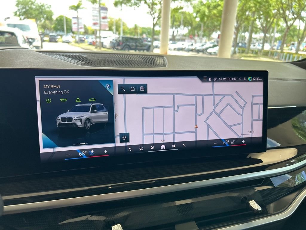 Used 2024 BMW X7 xDrive40i w/ M Sport Package image 7