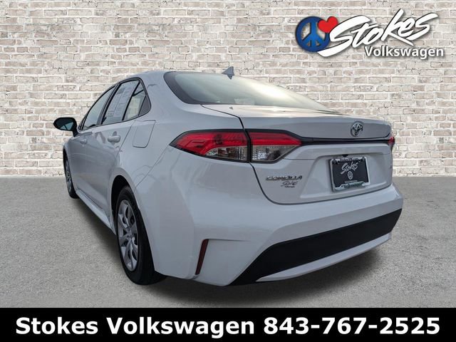 Used 2022 Toyota Corolla LE image 6