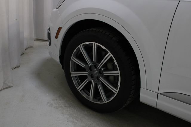 Used 2019 Audi Q7 3.0T Premium Plus AWD/4WD image 31