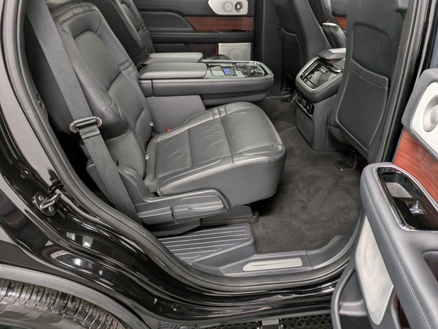 Certified 2022 Lincoln Navigator Reserve image 25
