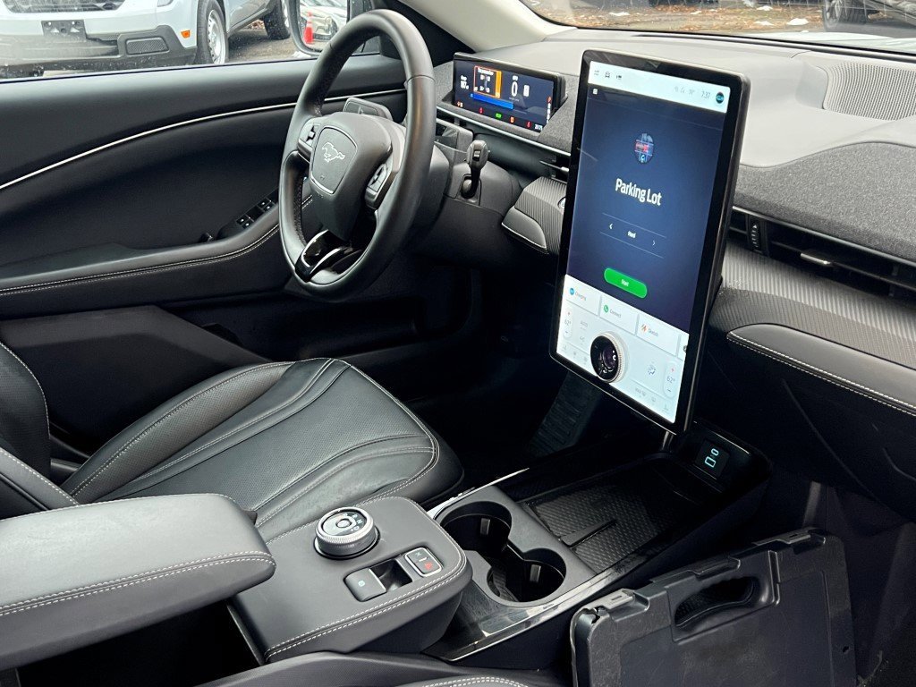 Used 2023 Ford Mustang Mach-E Premium image 13