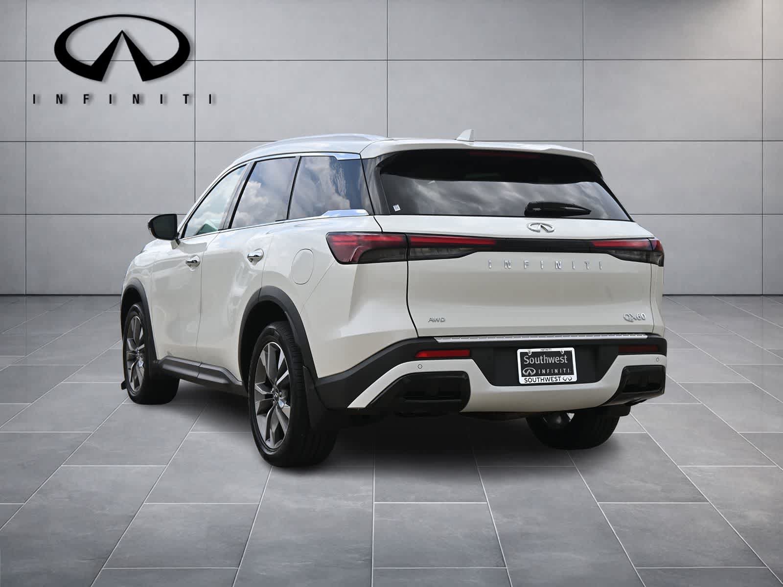 Certified 2023 INFINITI QX60 Luxe w/ Cargo Package AWD/4WD image 2
