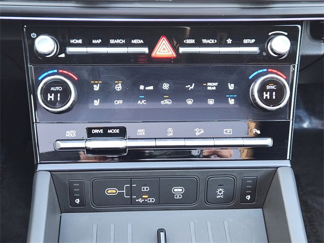Certified 2025 Hyundai Santa Fe Calligraphy image 15