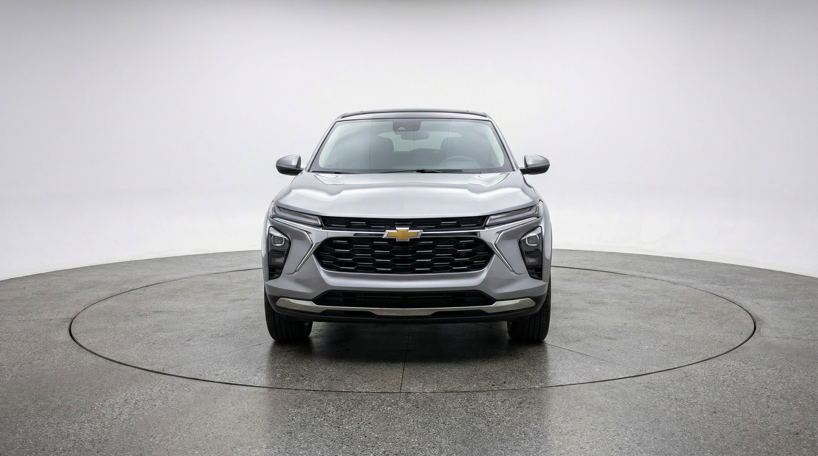 Used 2025 Chevrolet TrailBlazer LT image 2