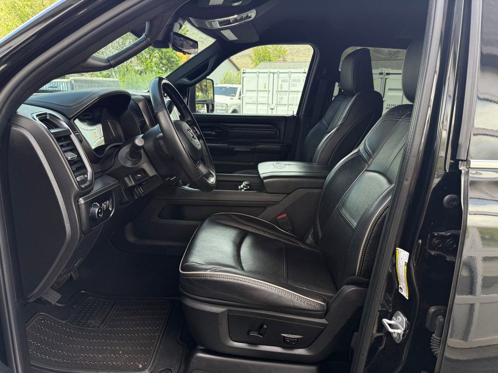 Used 2023 RAM 2500 Limited AWD/4WD image 32
