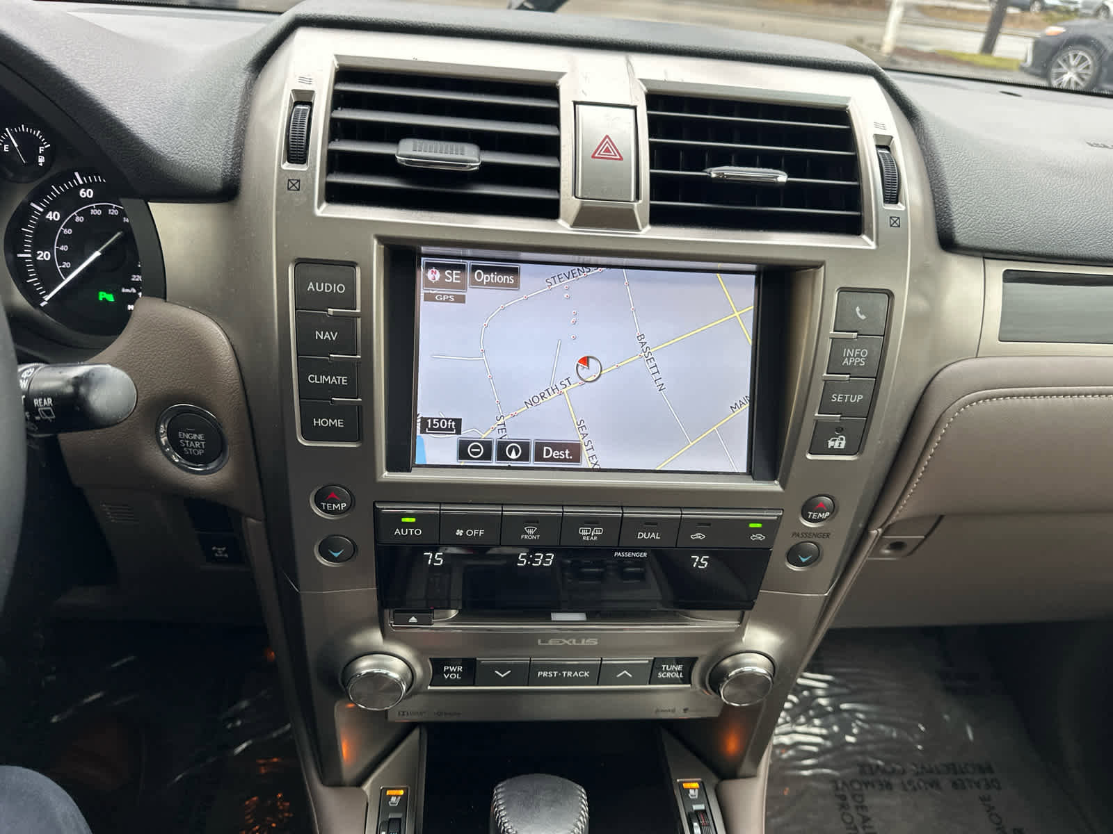 Used 2018 Lexus GX 460 w/ Navigation Package image 14