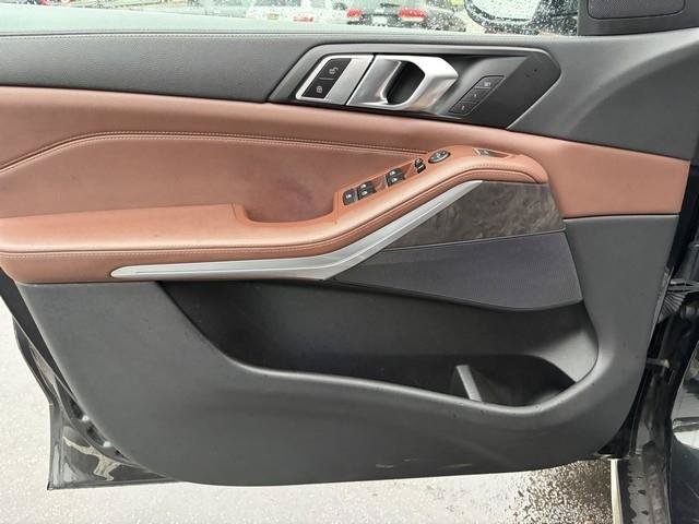 Used 2023 BMW X5 xDrive40i w/ Premium Package AWD/4WD image 9