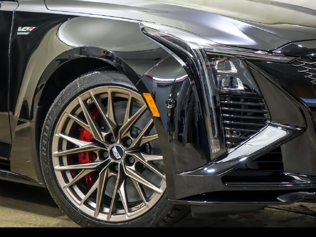 New 2026 Cadillac CT5 V Blackwing w/ Super Cruise 1 Package RWD image 3