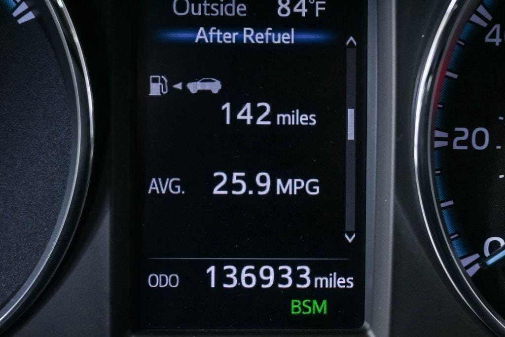 Used 2018 Toyota RAV4 XLE w/ Convenience Package AWD/4WD image 13