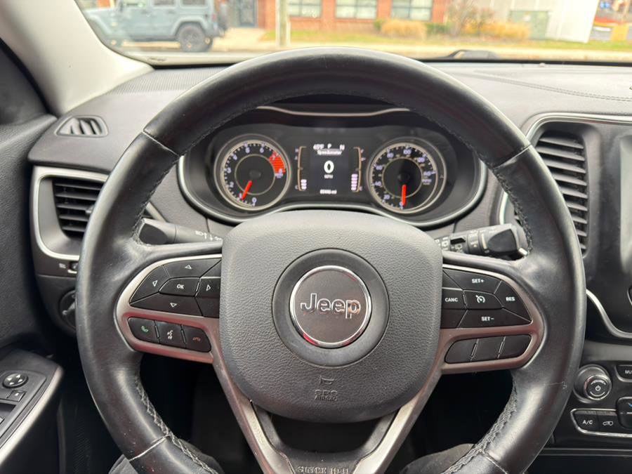 Used 2019 Jeep Cherokee Latitude Plus image 15