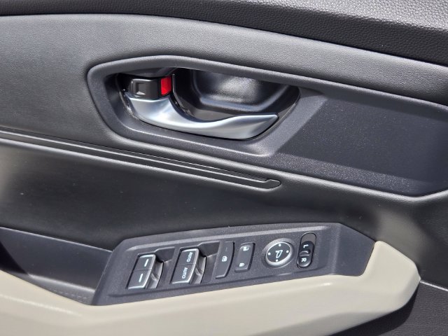 Certified 2023 Honda Accord EX image 24