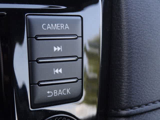 Used 2018 Nissan Rogue S FWD image 23