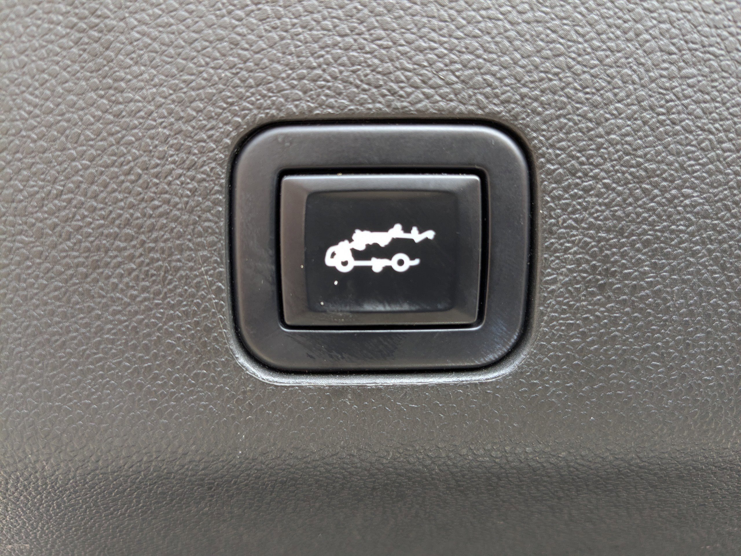 Used 2022 Chevrolet Tahoe LT w/ Luxury Package image 13