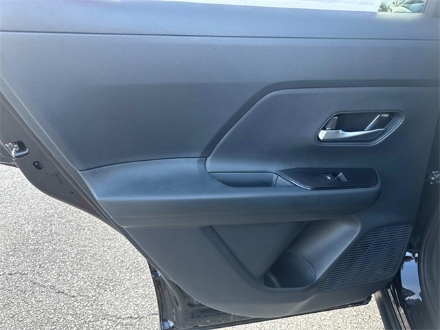 New 2025 Nissan Kicks SV w/ SV Premium Package image 15