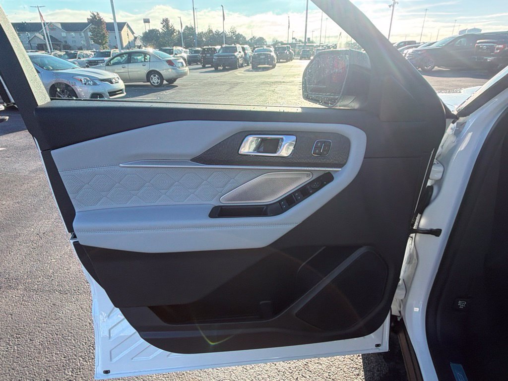 New 2027 Ford Explorer Platinum AWD/4WD image 22