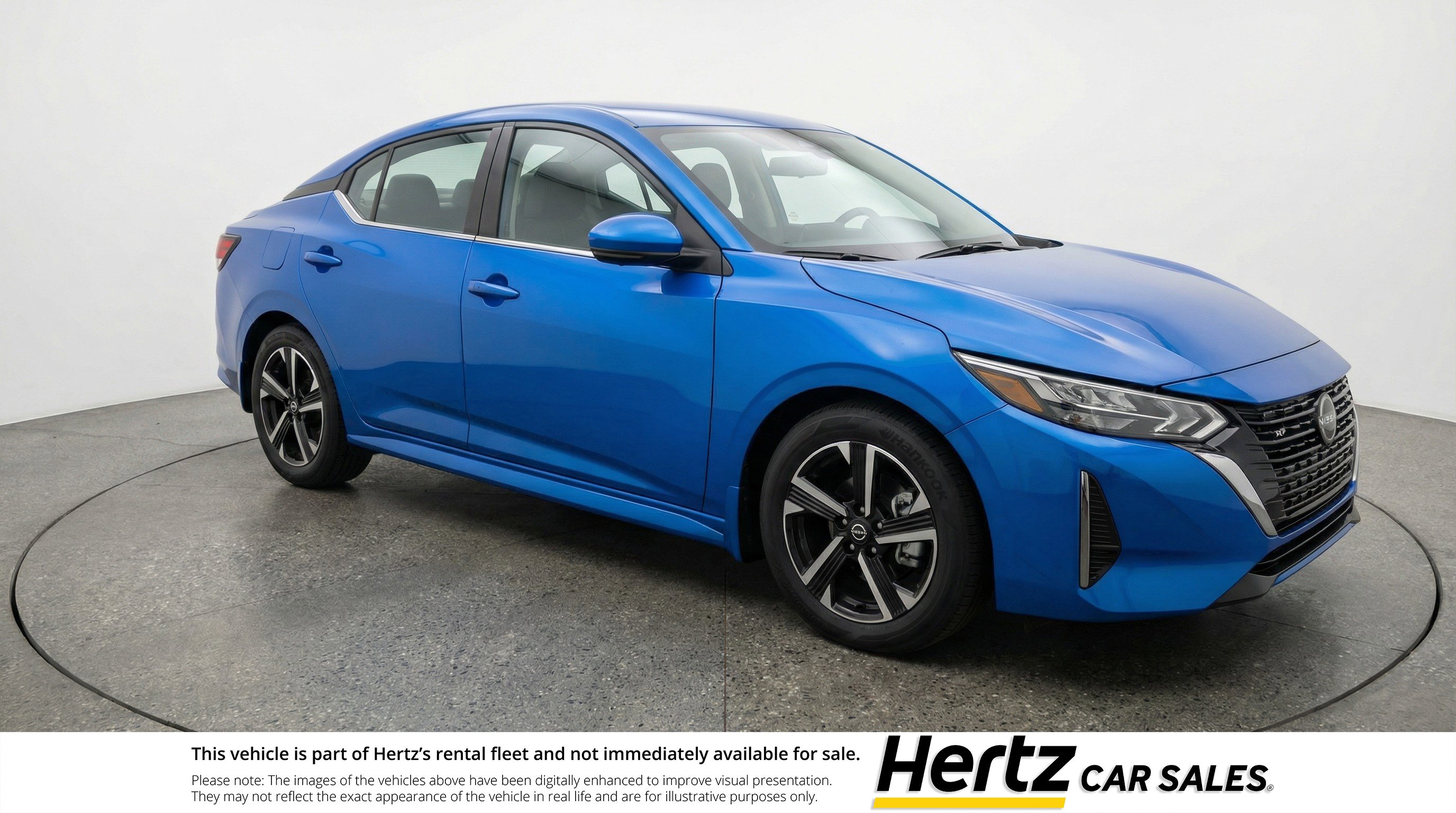 Used 2025 Nissan Sentra SV image 1