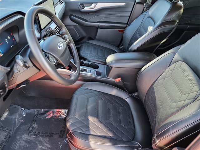 Used 2023 Ford Escape Platinum w/ Premium Technology Package image 6