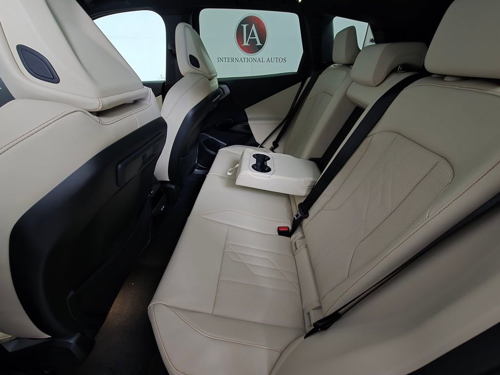 New 2026 BMW X3 xDrive30 w/ Premium Package image 14