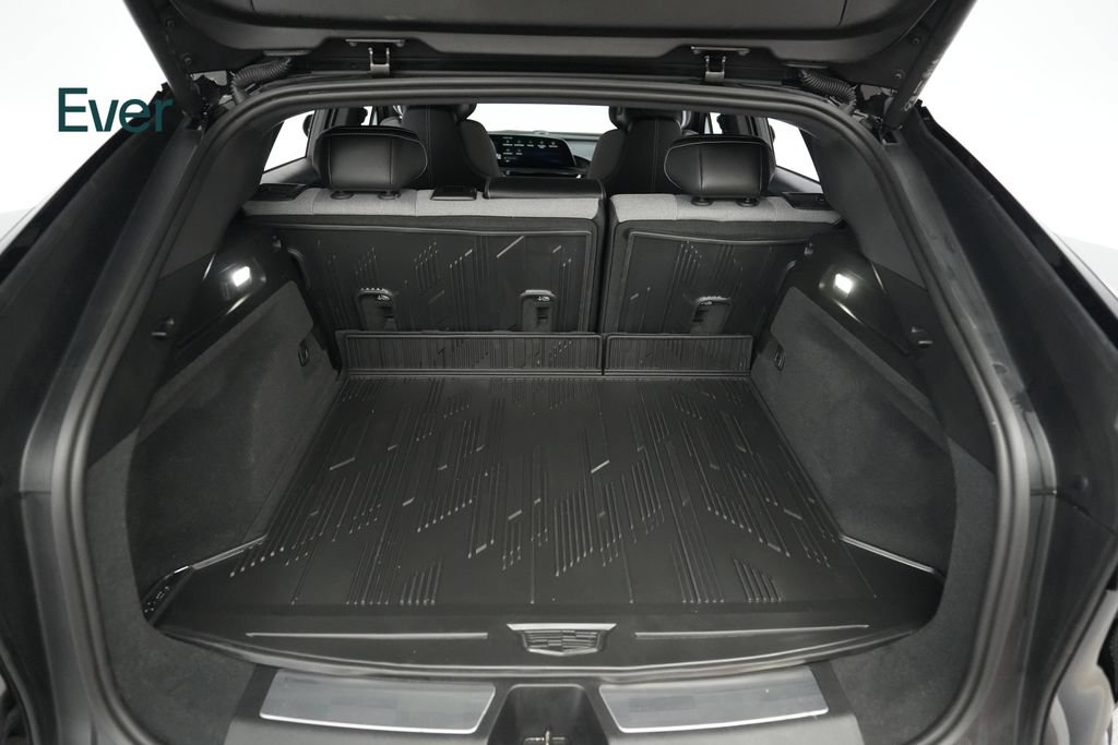 Used 2024 Cadillac Lyriq Tech w/ LPO, Floor Liner Package RWD image 8