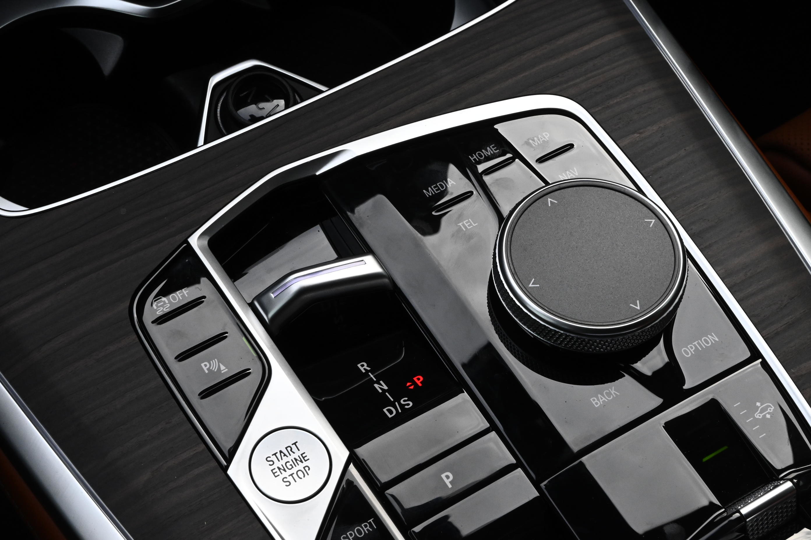 New 2026 BMW X7 xDrive40i w/ M Sport Package image 17