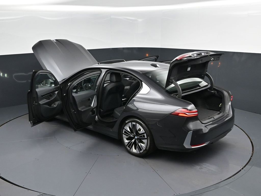 Certified 2024 BMW 530i xDrive image 47