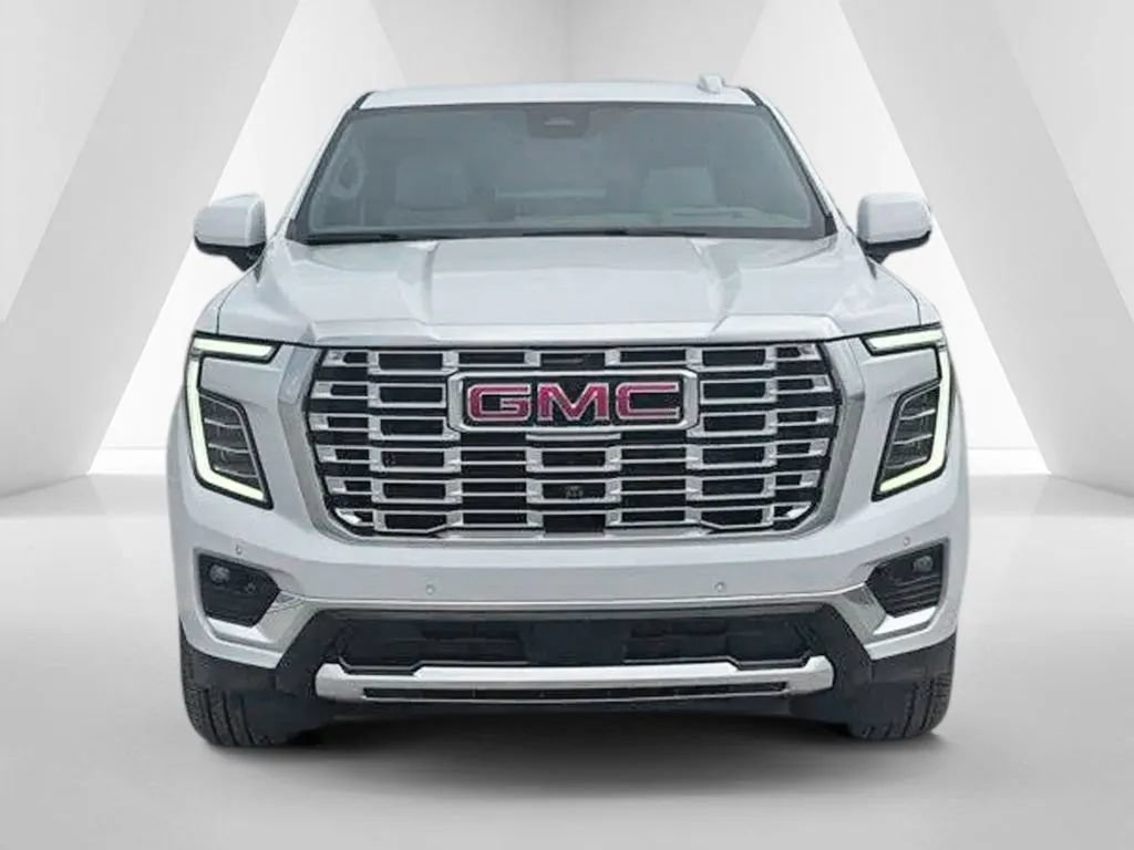 New 2026 GMC Yukon XL Denali w/ LPO, Floor Liner Package AWD/4WD image 2