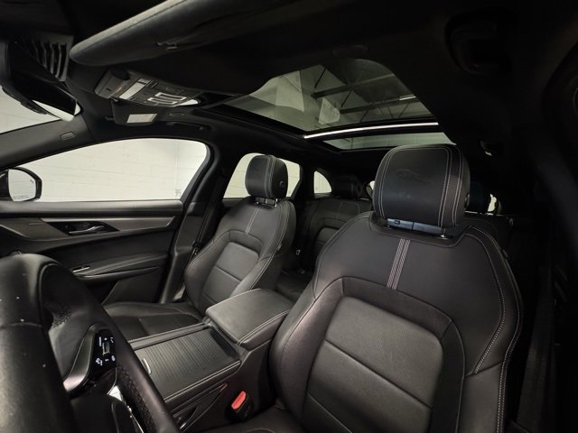 Used 2024 Jaguar F-PACE R-Dynamic S image 15