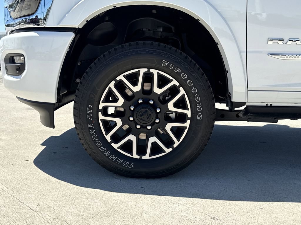 New 2026 RAM 2500 Limited AWD/4WD image 9