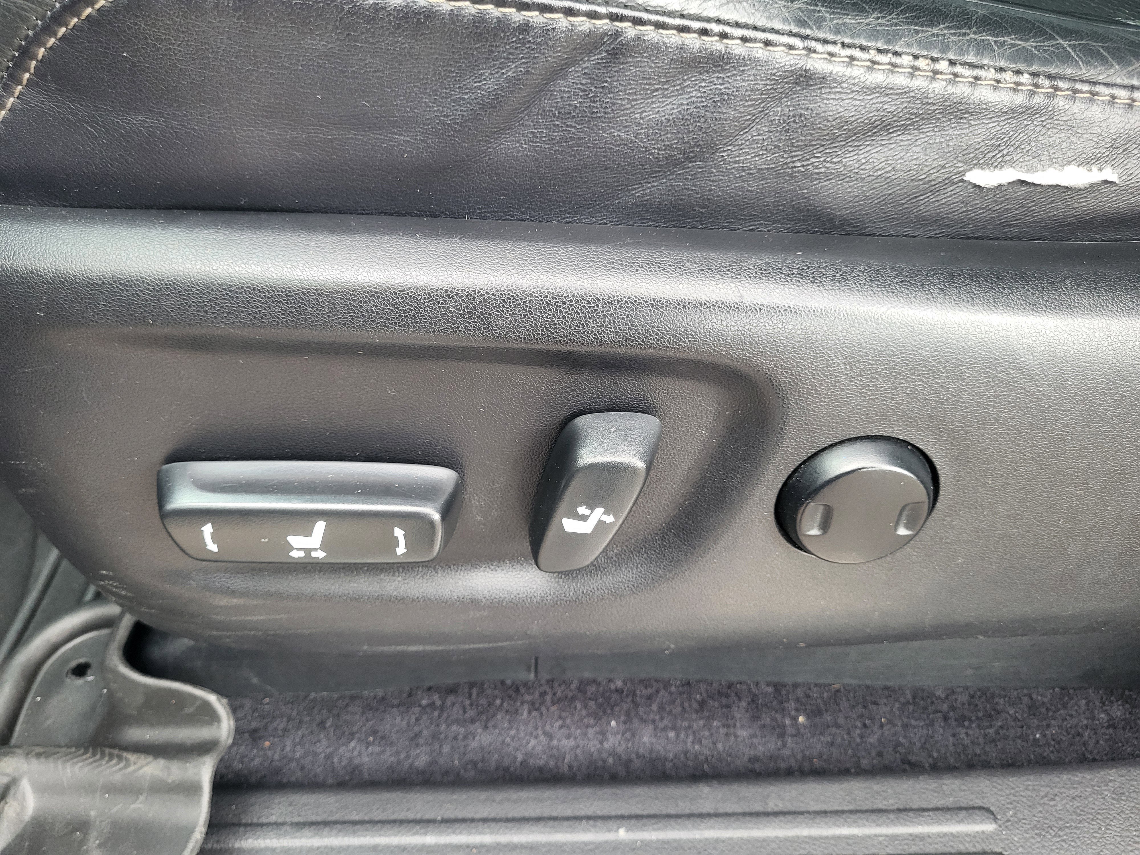 Used 2013 Lexus GX 460 Premium image 13