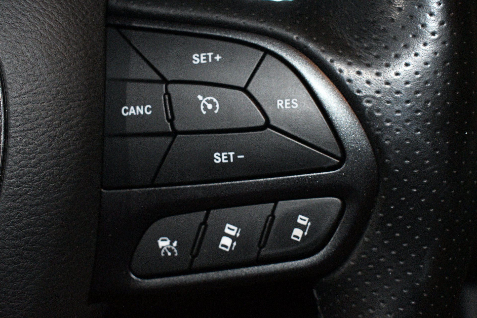 Used 2022 Dodge Durango GT RWD image 32
