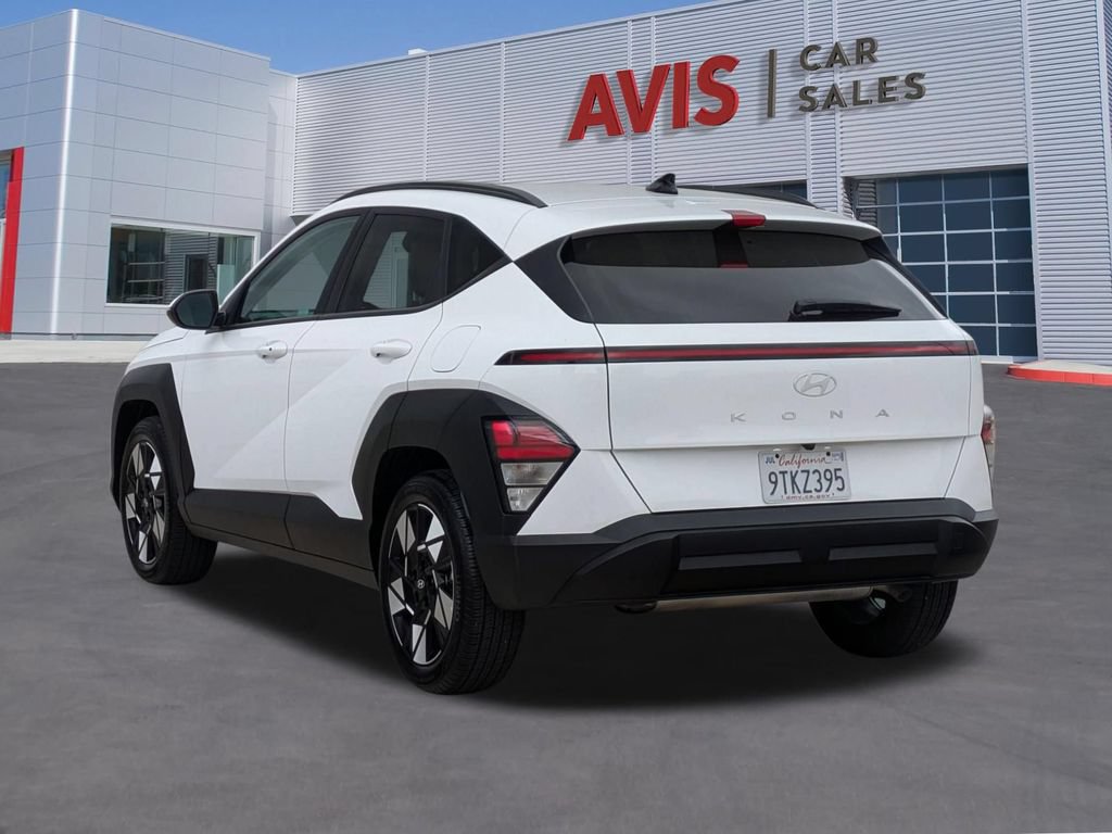 Used 2025 Hyundai Kona SEL FWD image 11
