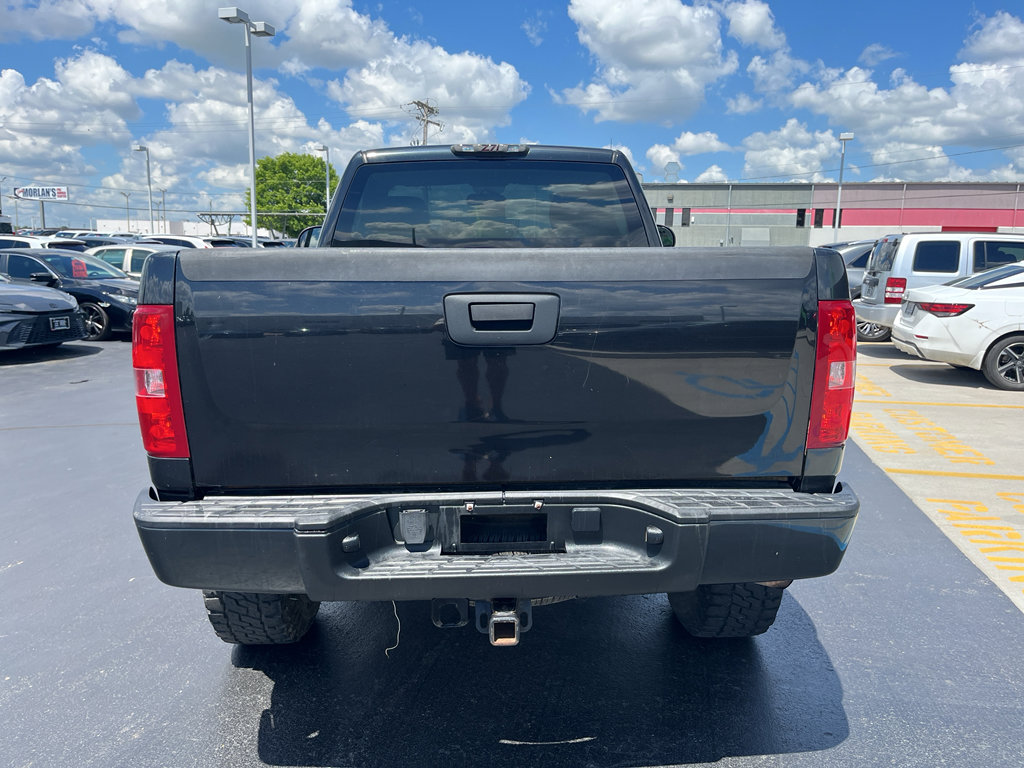 Used 2009 Chevrolet Silverado 1500 LT AWD/4WD image 8