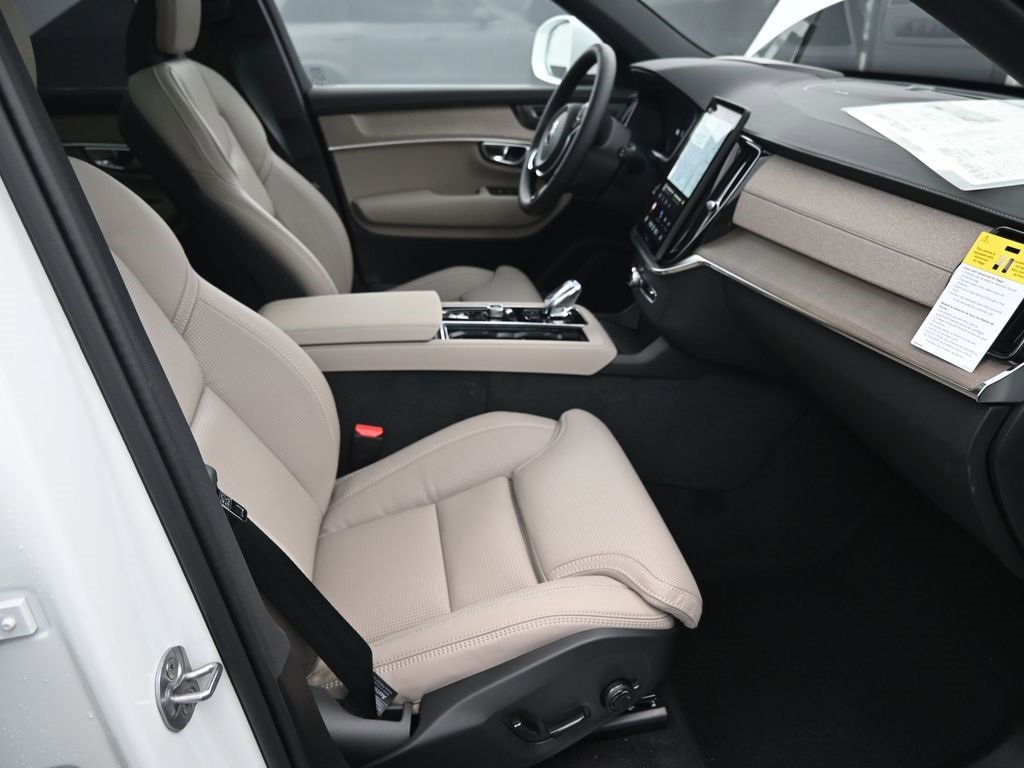New 2026 Volvo XC90 B6 Ultra image 40