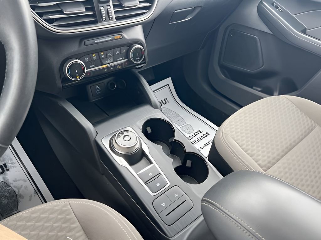 Used 2022 Ford Escape SE w/ Convenience Package image 28