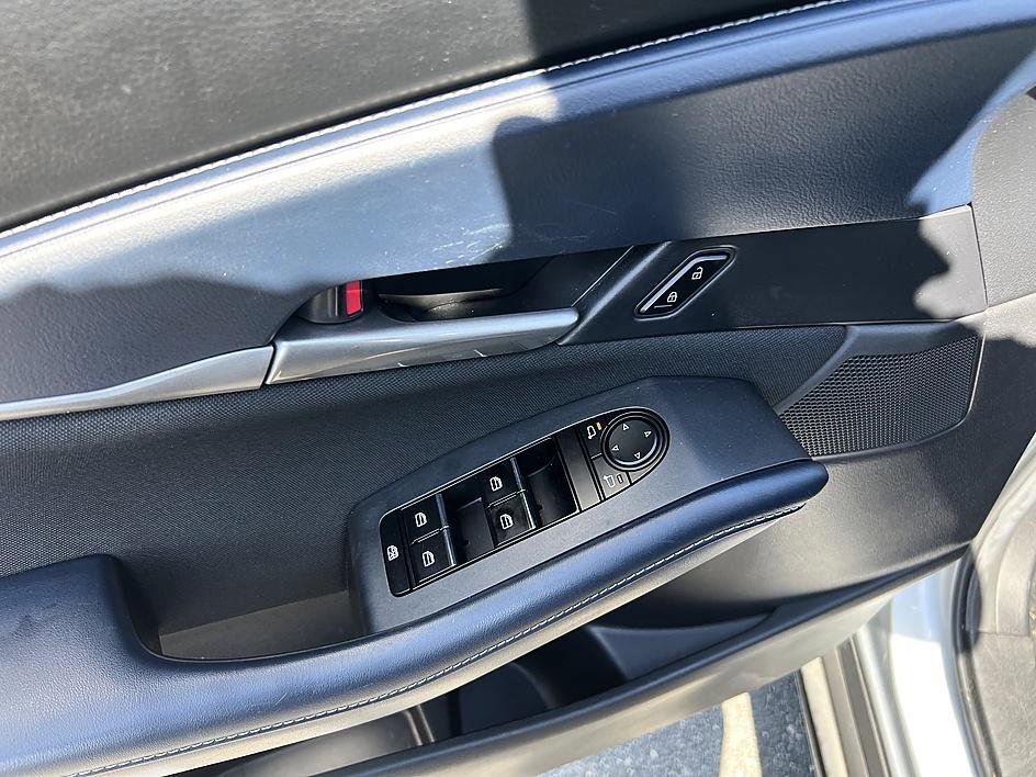 Used 2020 MAZDA CX-30 FWD image 14