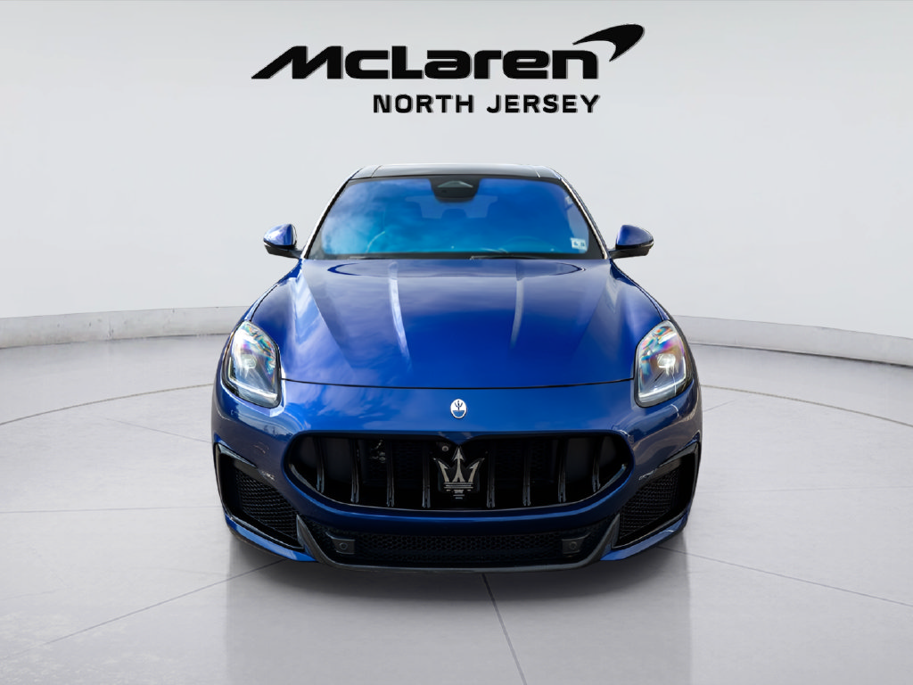 Used 2023 Maserati Grecale Trofeo AWD/4WD image 9