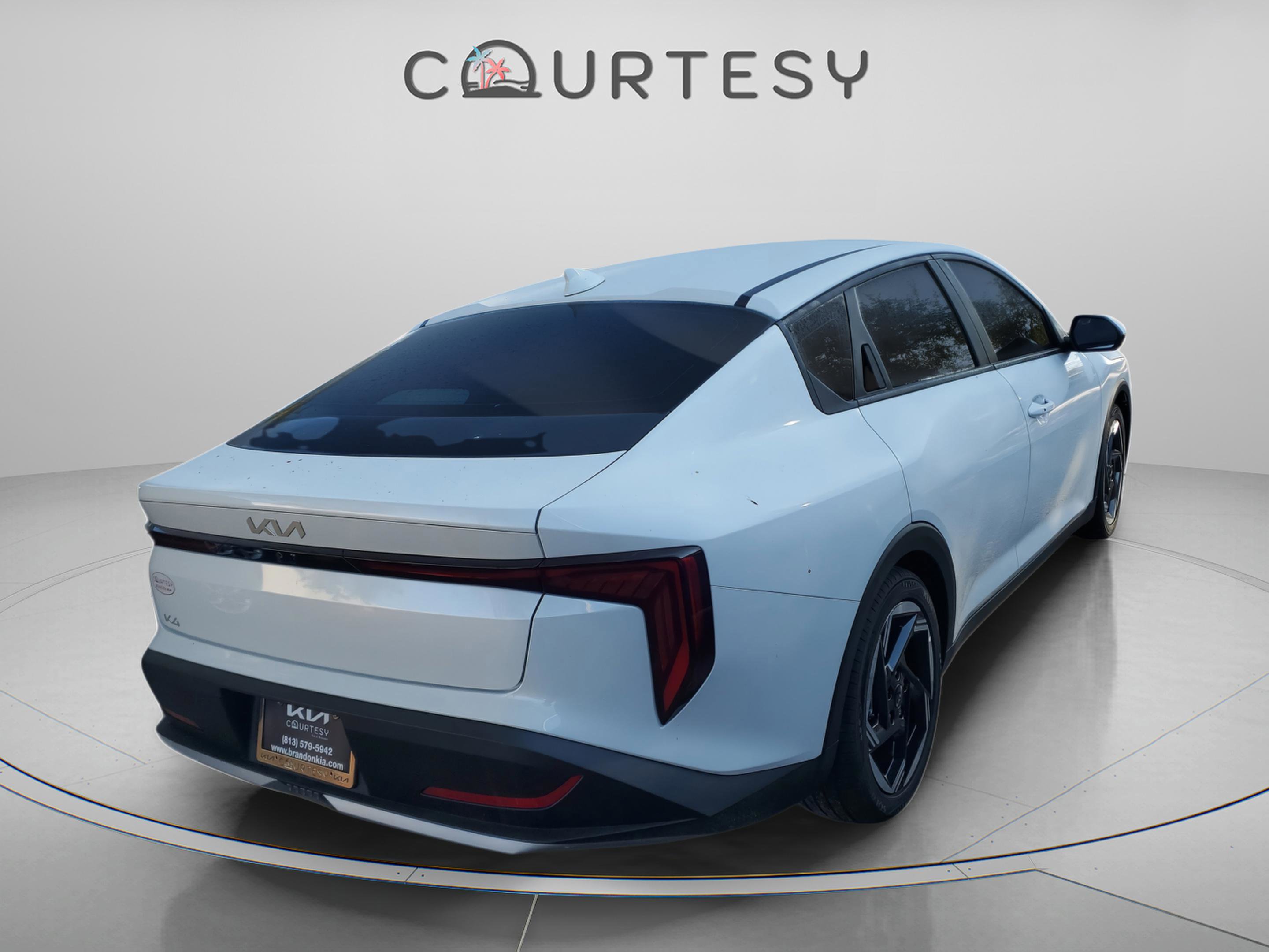 New 2025 Kia K4 EX image 4