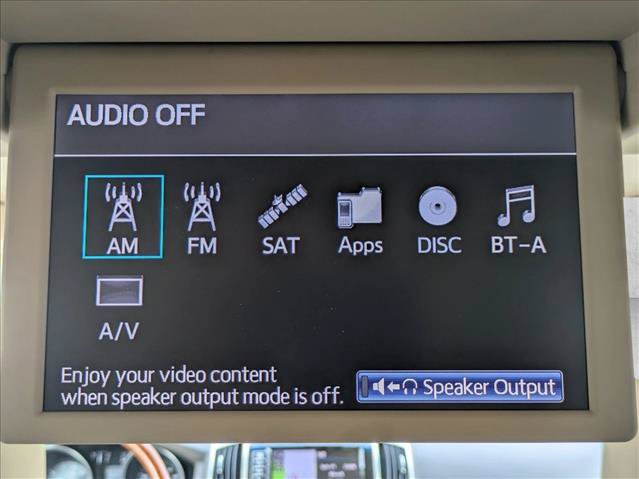 Used 2013 Toyota Land Cruiser AWD/4WD image 19