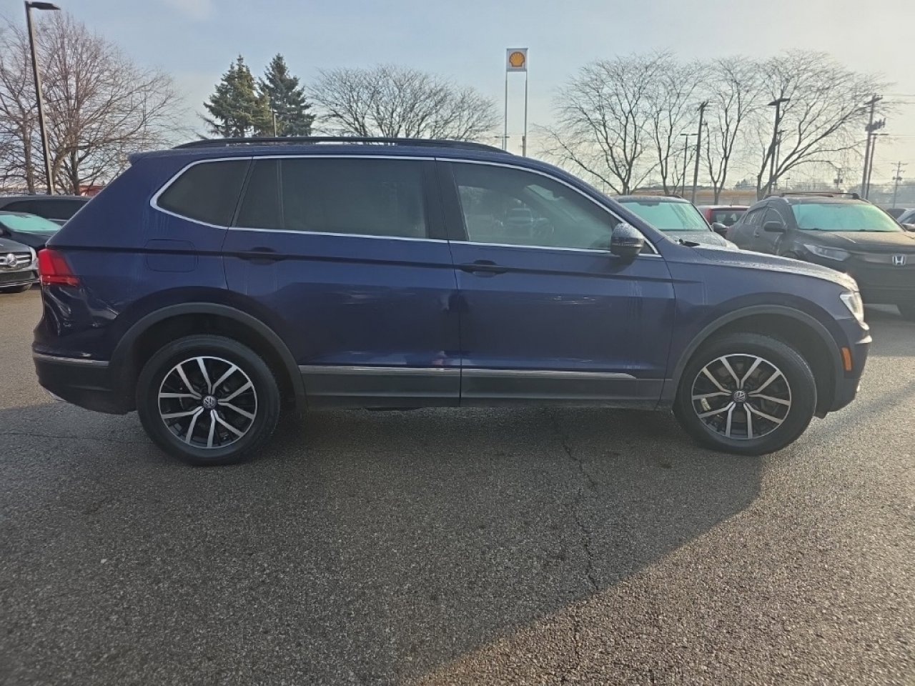 Used 2021 Volkswagen Tiguan SE image 4