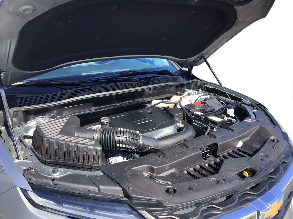 Used 2025 Chevrolet Blazer LT image 11
