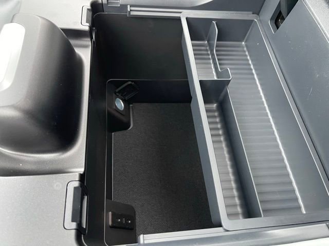 New 2026 Ford Expedition Max Platinum image 25