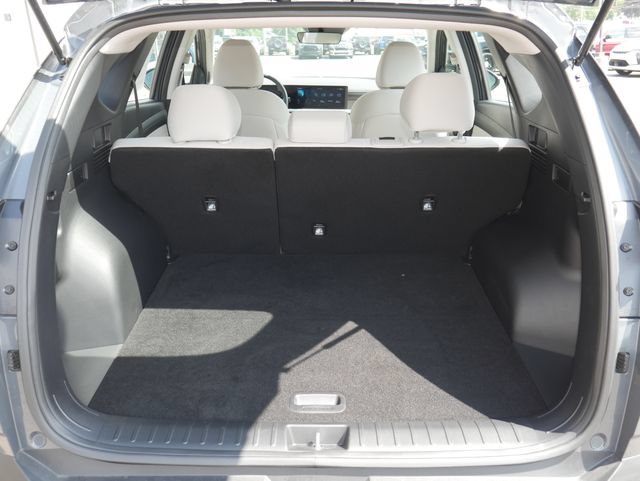 Used 2025 Hyundai Tucson SE AWD/4WD image 8