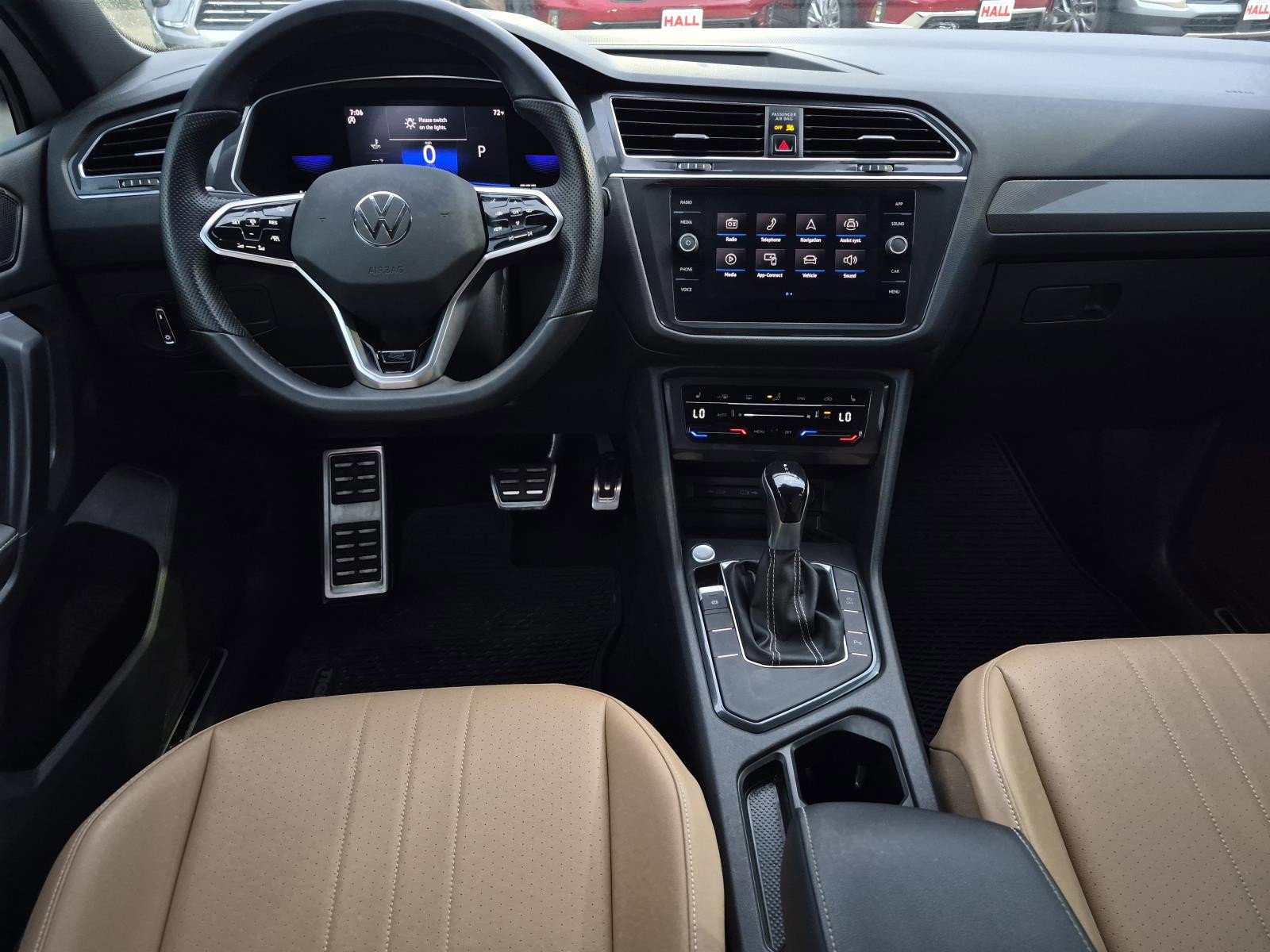 Used 2022 Volkswagen Tiguan SE R-Line FWD image 15