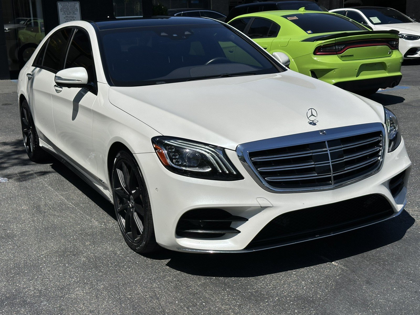 Used 2020 Mercedes-Benz S 560 4MATIC Sedan w/ AMG Line Exterior image 6