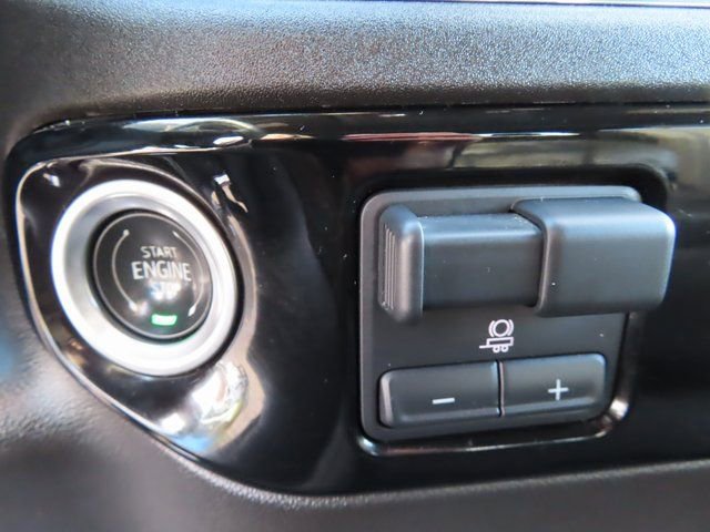 Certified 2024 Chevrolet Silverado 3500 LT image 35