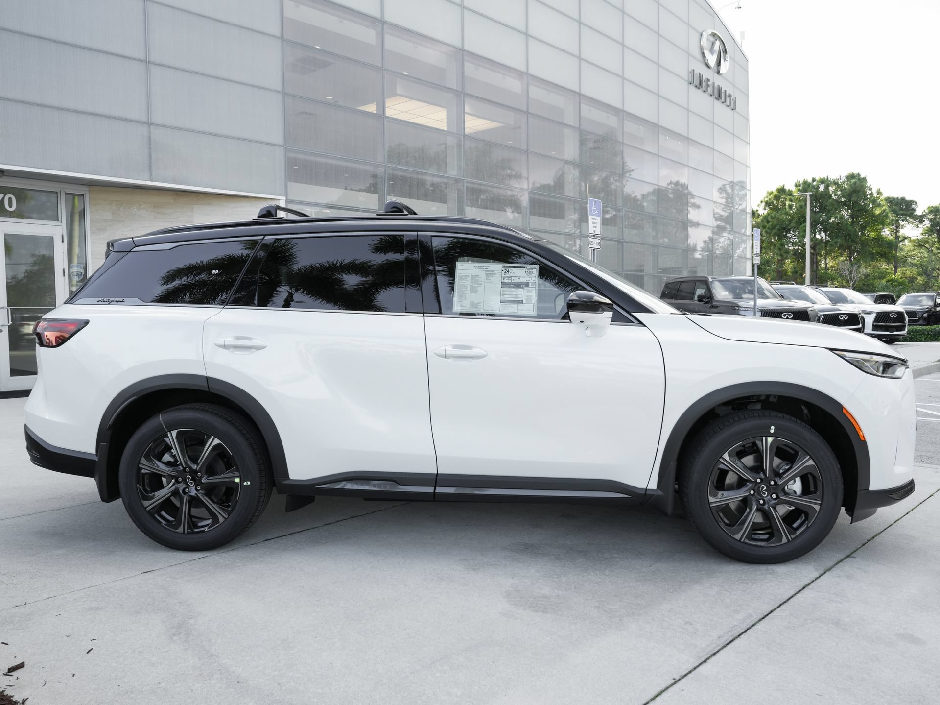 New 2027 INFINITI QX60 Autograph w/ Dark Cargo Package AWD/4WD image 25