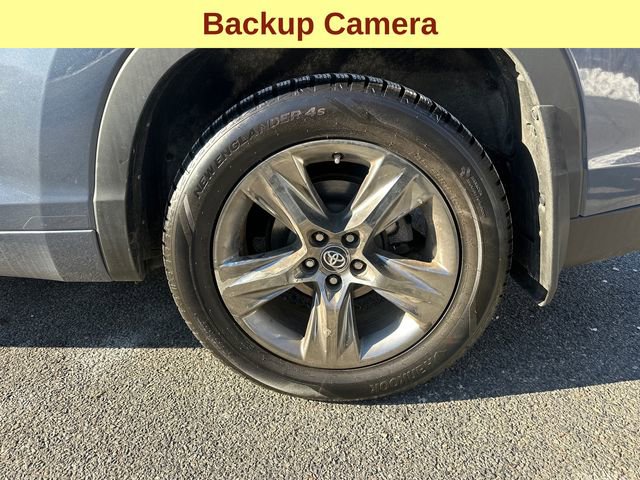 Used 2018 Toyota Highlander Limited Platinum image 12