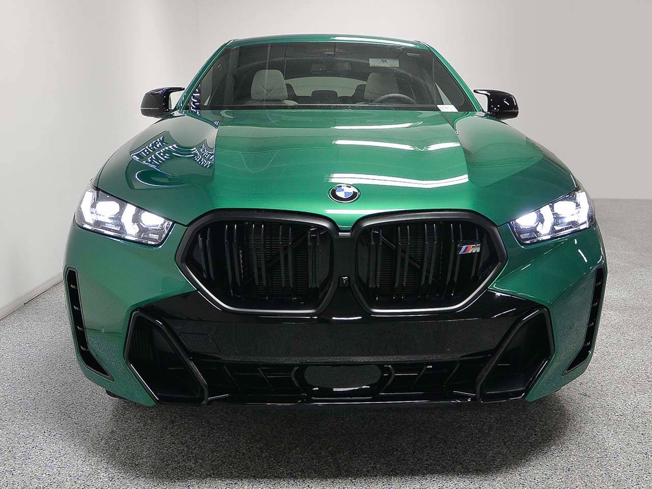 New 2027 BMW X6 M60i AWD/4WD image 2