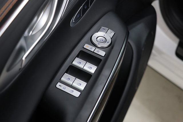 New 2026 Genesis GV70 3.5T Sport Prestige AWD/4WD image 18