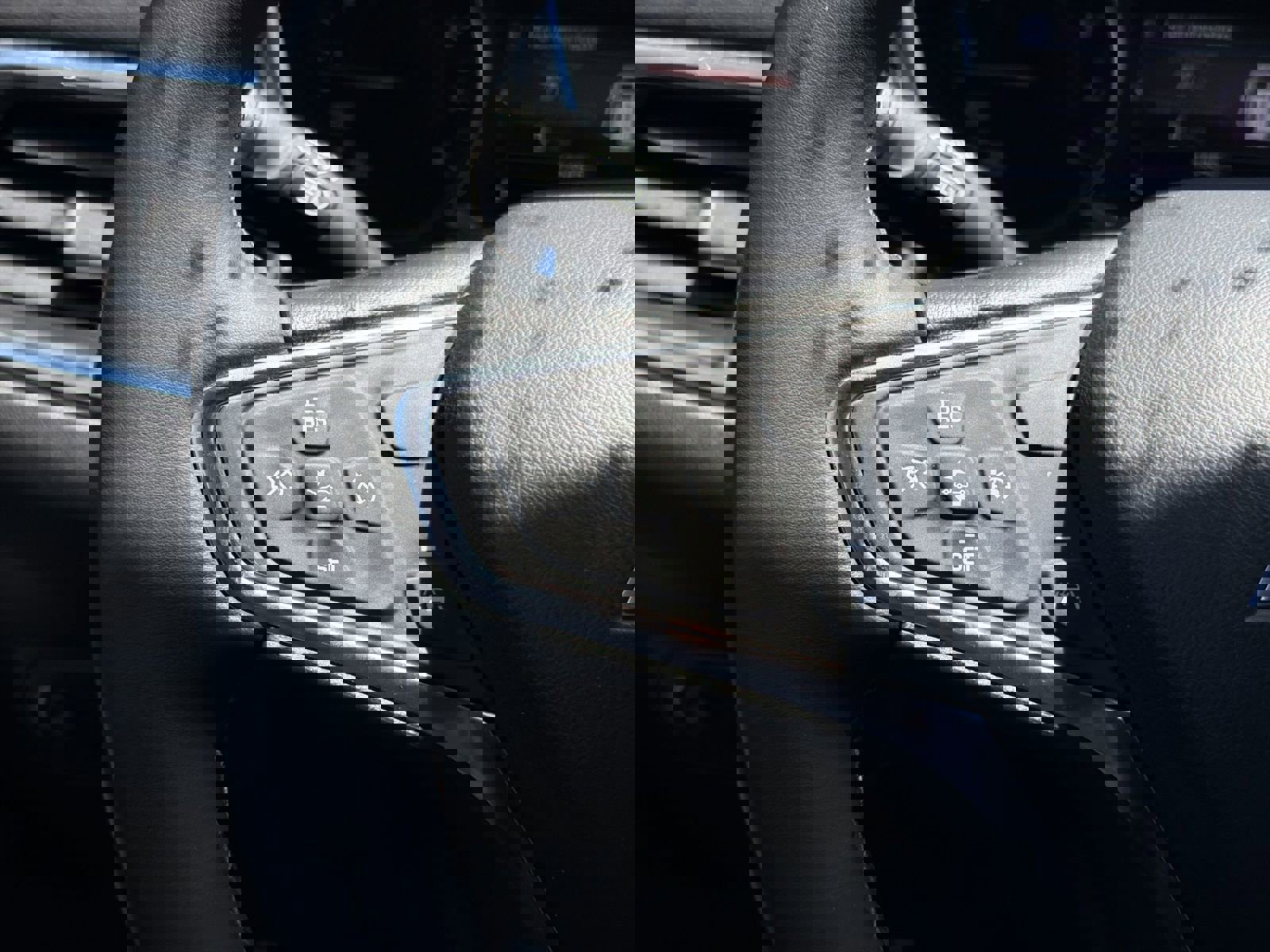 Used 2024 Chevrolet Equinox LT w/ LPO, Floor Liner Package image 19